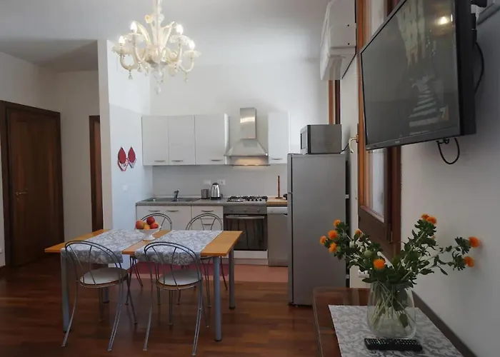 Campo San Lorenzo Apartment Venice